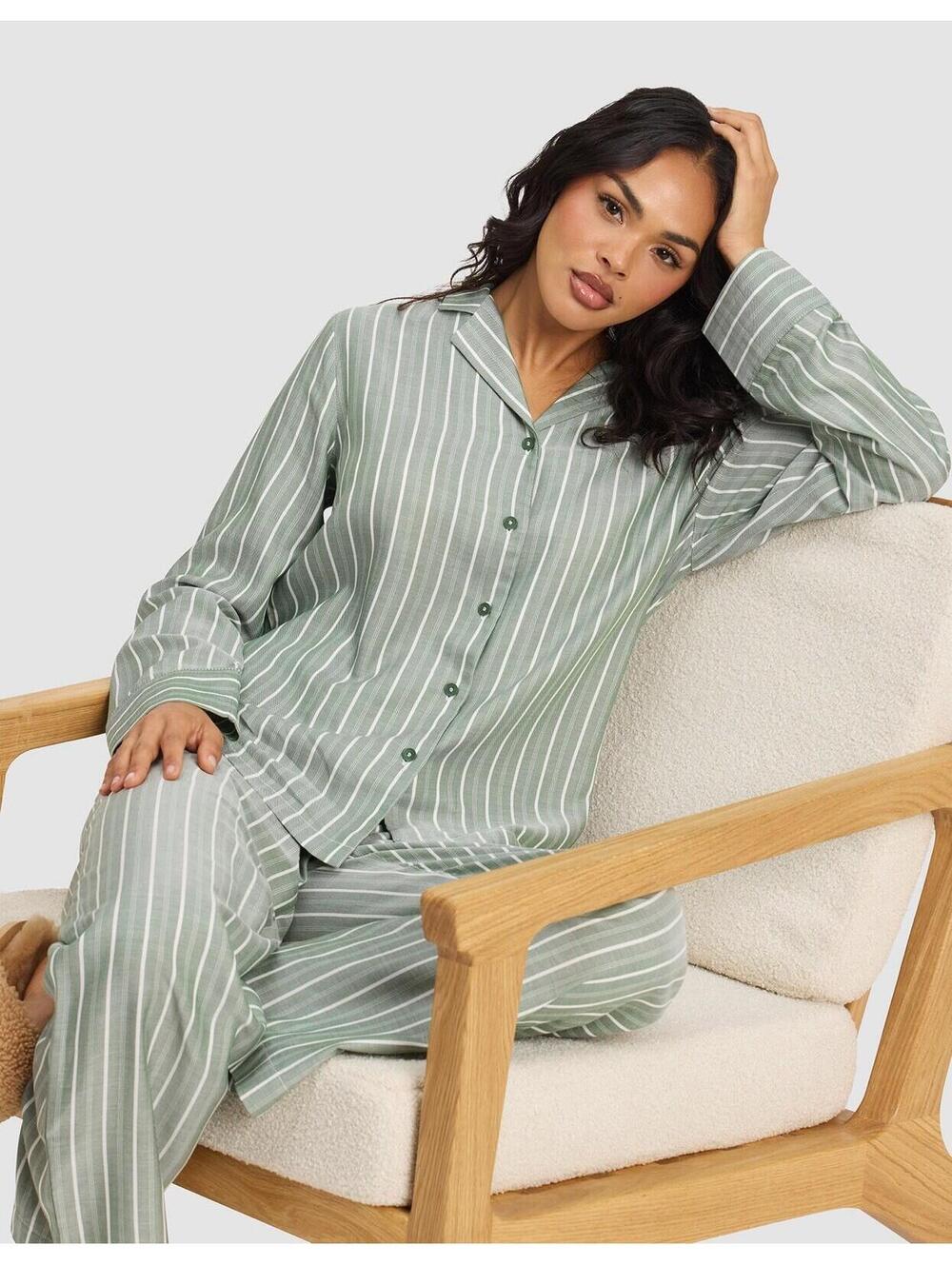 Cozy Earth Soft Woven Long Sleeve Pajama Set Striped Jasper NWT Sz Small